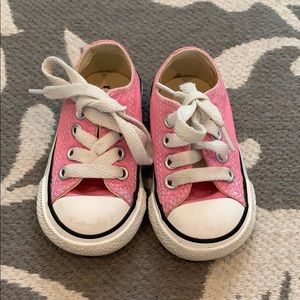 Pink Converse 💗 good condition, size 3